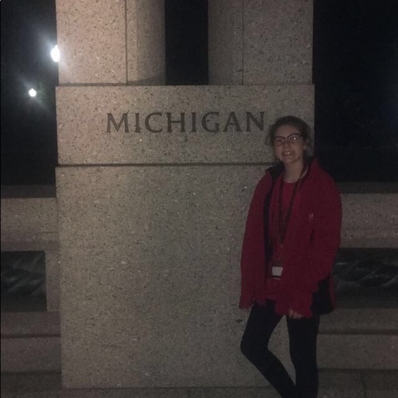 Meet your Posher, Bella - Picture 1 of 8